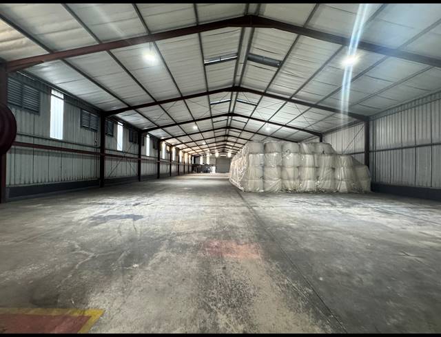 2,832M² WAREHOUSE FOR SALE IN PHOENIX INDUSTRIAL